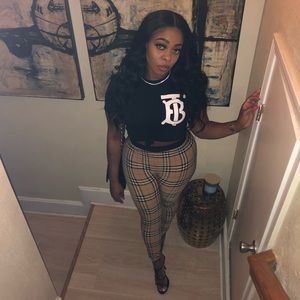 Meet your Posher, Savannah